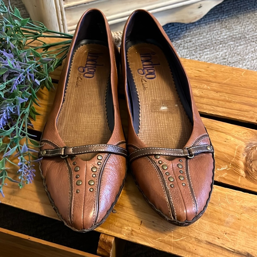 Indigo by Clark Flats Size 8